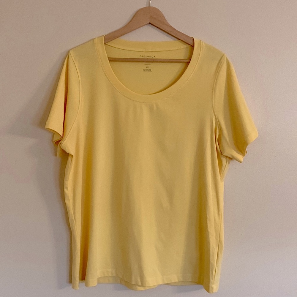 Preswick & Moore Short Sleeve Top